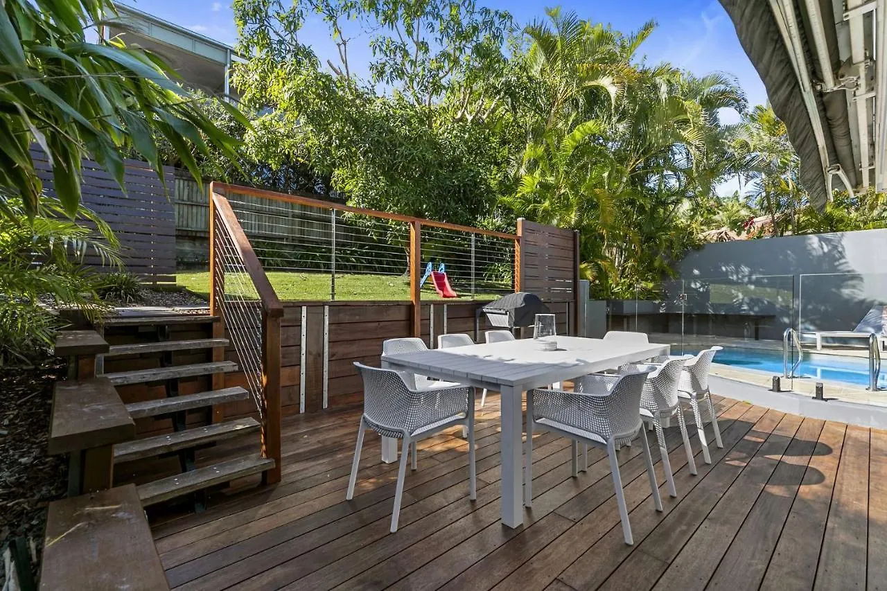 21 Nairana Rest Noosa Heads Villa Avustralya